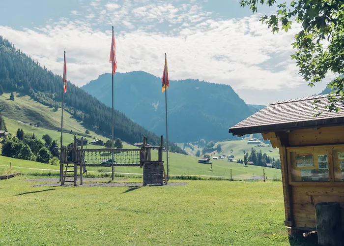 Traumhafte Alpenwohnung Mit Bergblick Balkon Wiriehorn Lägenhet Diemtigen